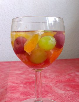 Bowle mit lecker Früchten